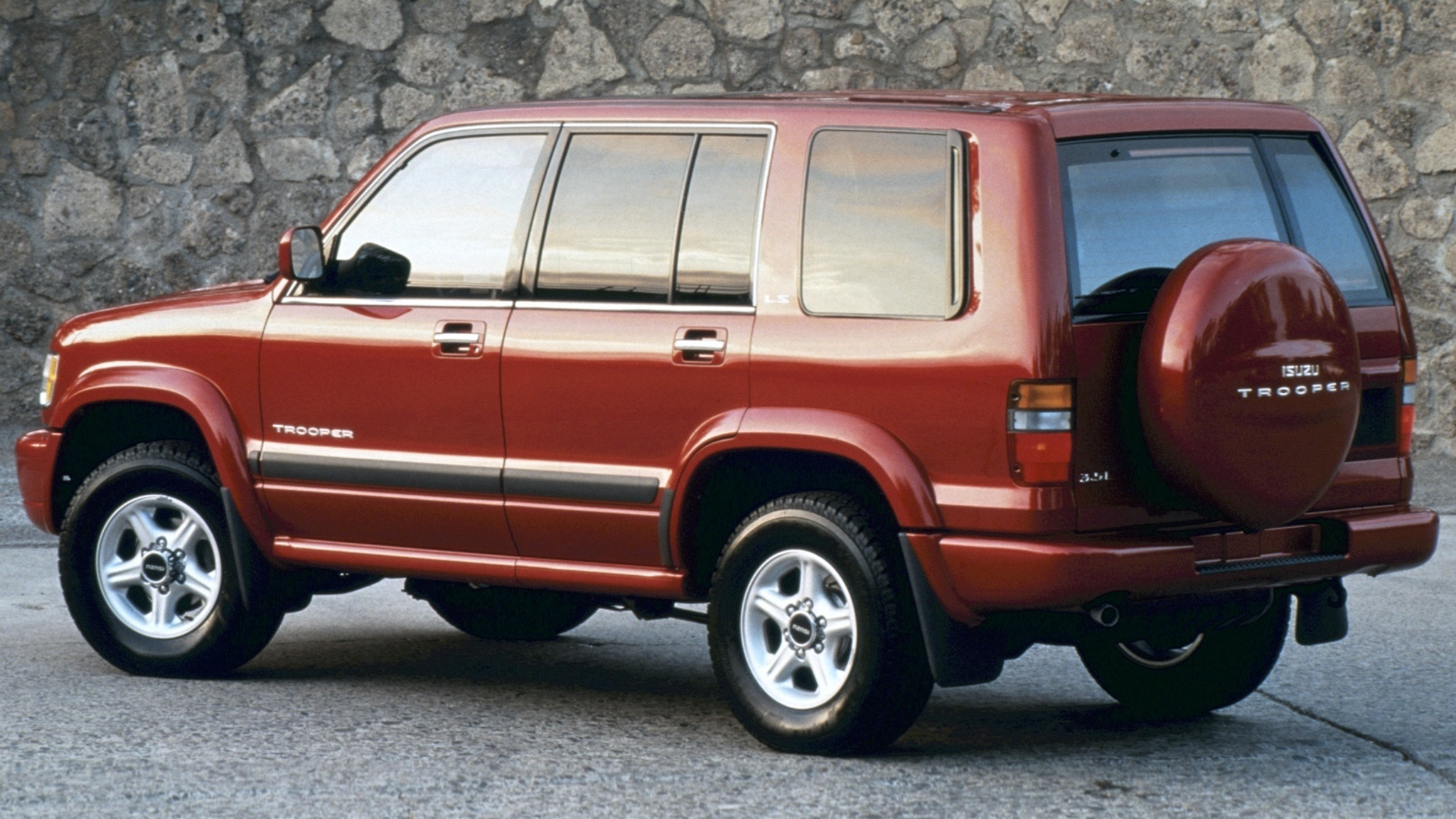 The Isuzu Trooper History, Versions, Photos, Specs LaptrinhX / News