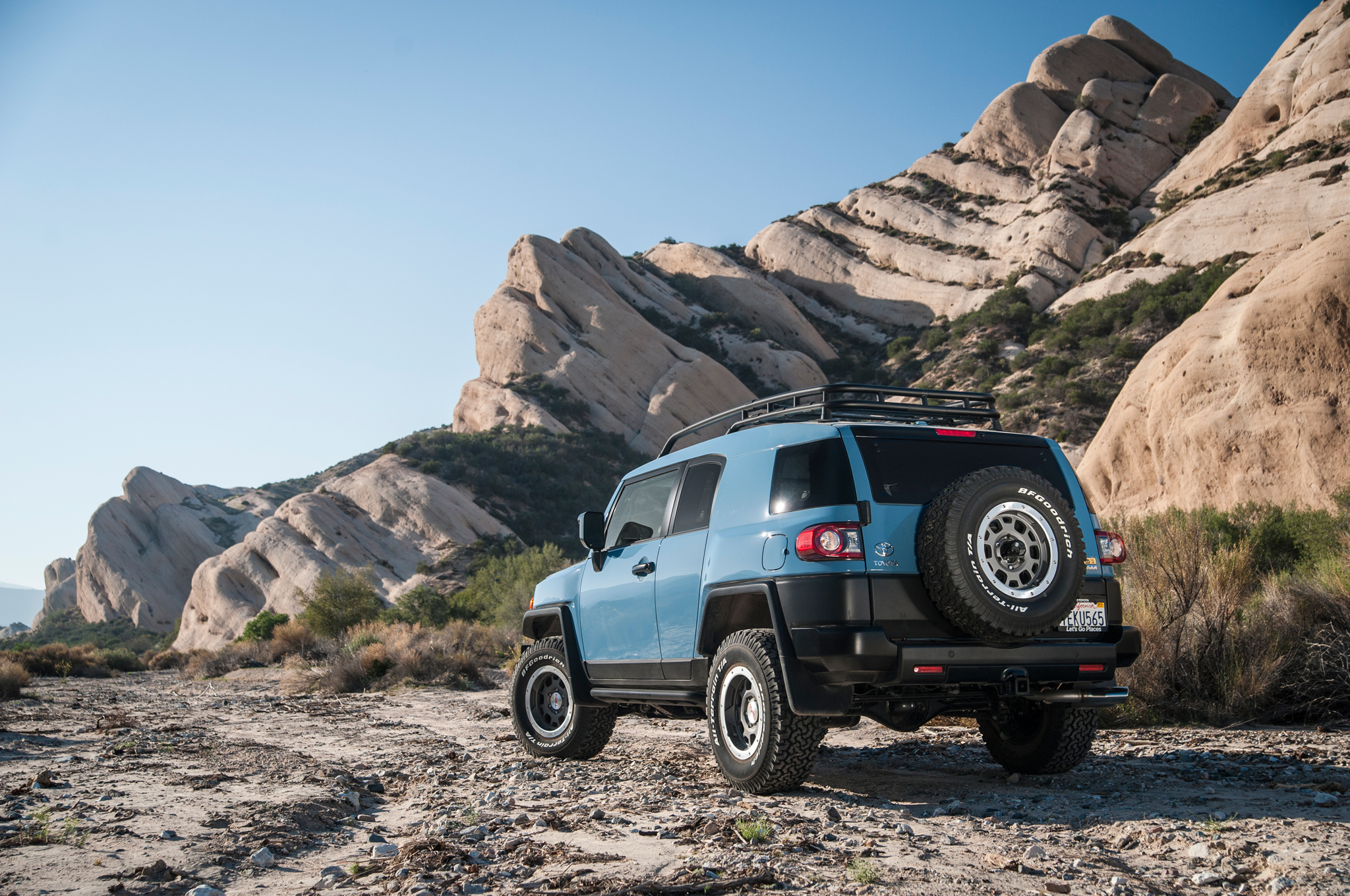 2021 Ford Bronco What It Can Learn From The Toyota FJ Cruiser 